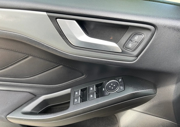 Ford Focus cena 45900 przebieg: 117000, rok produkcji 2020 z Chojnice małe 407